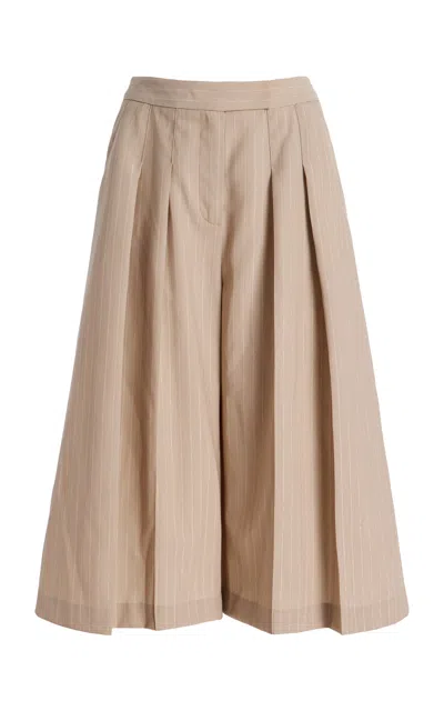 Laquan Smith Pleated Bermuda Shorts In Neutral