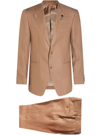 Lardini Brooch-detail Suit In Brown