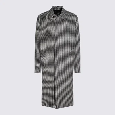 Lardini Houndstooth Pattern Long Sleeves Side Pockets Coat In Black