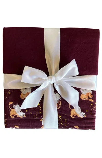 Laree + Co Griffin Toddler Blanket In Burgundy