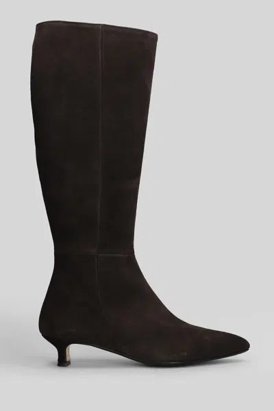 L'arianna Low Heels Boots In Brown