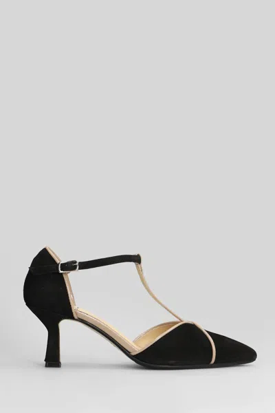 L'arianna Pumps In Black