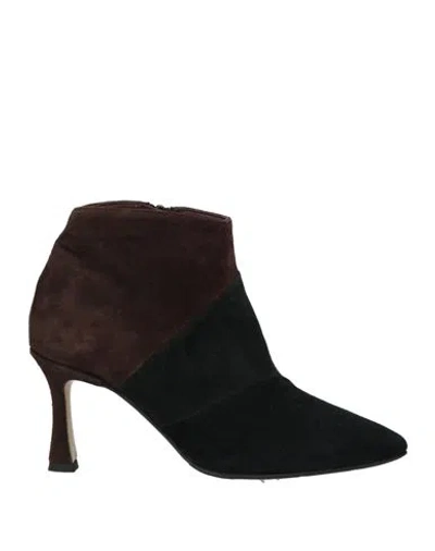 L'arianna Woman Ankle Boots Black Size 6 Leather