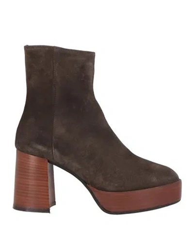 L'arianna Woman Ankle Boots Dark Brown Size 8 Leather