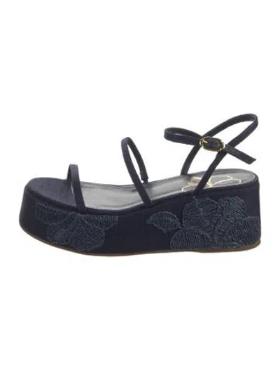 Pre-owned Larroude Canvas Embroidered Accent Espadrilles In Blue