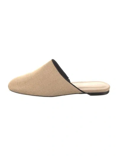 Pre-owned Larroude Canvas Mules In Neutral