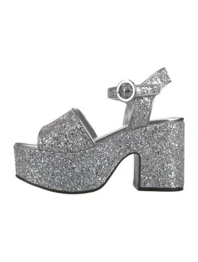 Pre-owned Larroude Glitter Sandals