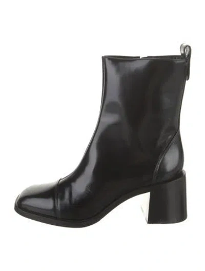 Pre-owned Larroude Leather Boots In Black