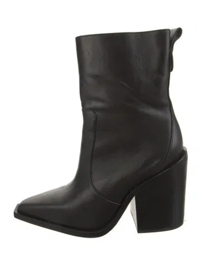 Pre-owned Larroude Leather Boots In Black
