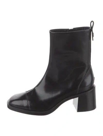 Pre-owned Larroude Leather Boots In Black