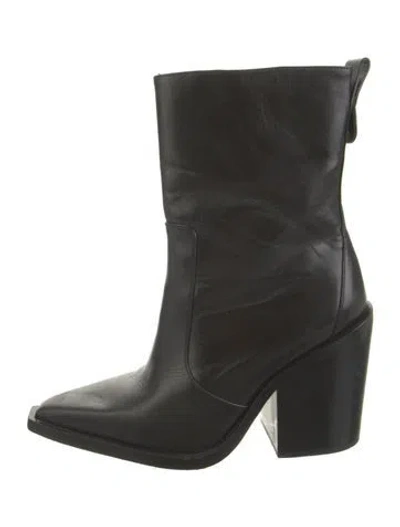 Pre-owned Larroude Leather Boots In Black