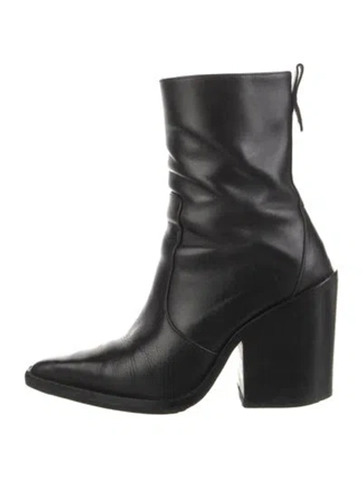 Pre-owned Larroude Leather Boots In Black