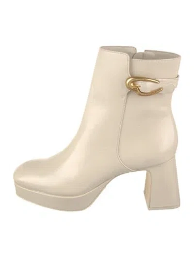 Pre-owned Larroude Leather Boots In White