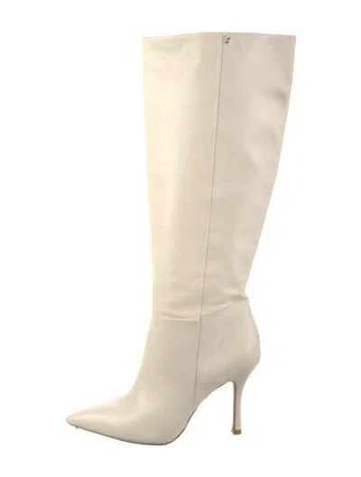 Pre-owned Larroude Leather Boots In White