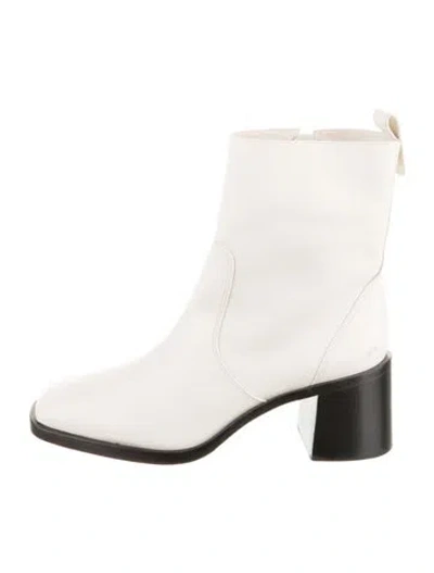 Pre-owned Larroude Leather Boots In White
