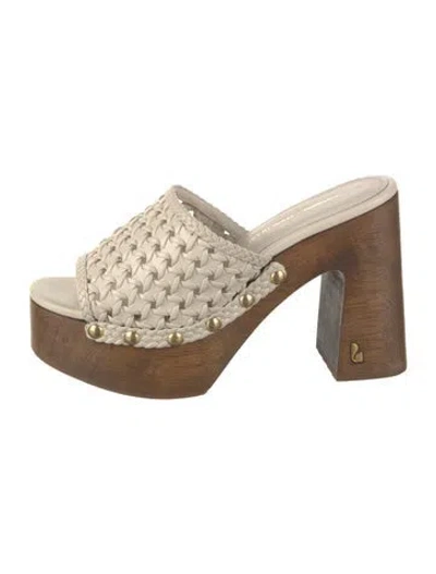 Pre-owned Larroude Leather Braided Accents Sandals In Neutral