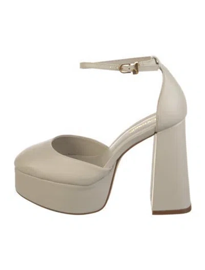 Pre-owned Larroude Leather D'orsay Pumps In Neutral