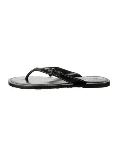 Pre-owned Larroude Leather Flip Flops In Black