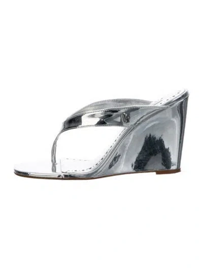 Pre-owned Larroude Leather Flip Flops In Silver