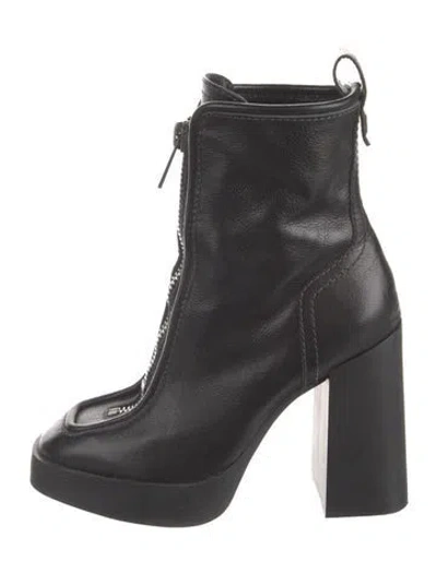 Pre-owned Larroude Leather Lace-up Boots In Black
