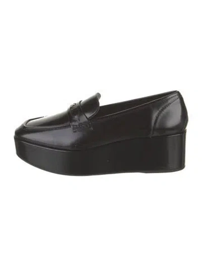 Pre-owned Larroude Leather Loafers In Black