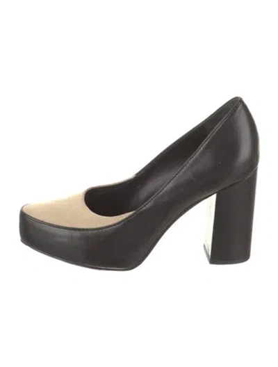 Pre-owned Larroude Leather Pumps In Black