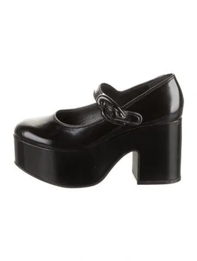 Pre-owned Larroude Leather Pumps In Black