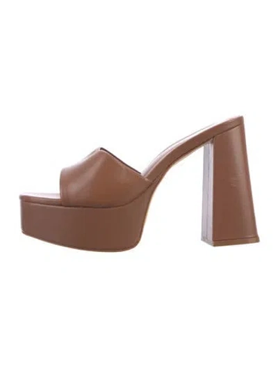 Pre-owned Larroude Leather Sandals In Brown