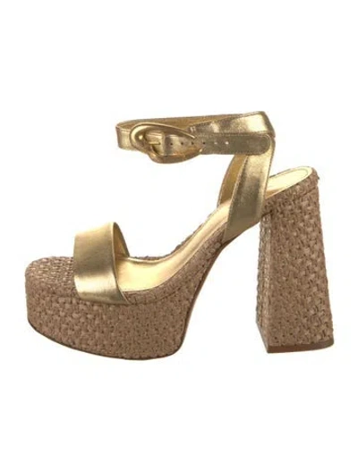Pre-owned Larroude Leather Sandals In Gold