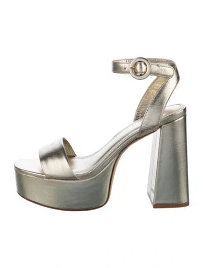 Pre-owned Larroude Leather Sandals In Gold