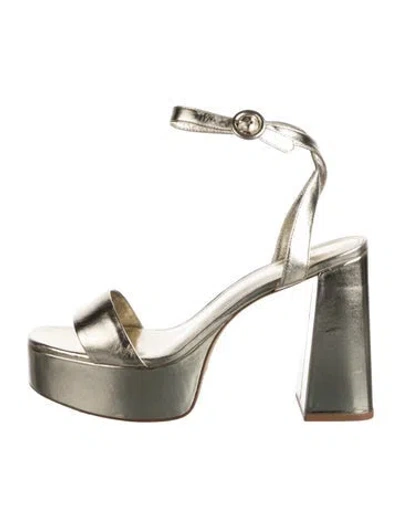 Pre-owned Larroude Leather Sandals In Gold