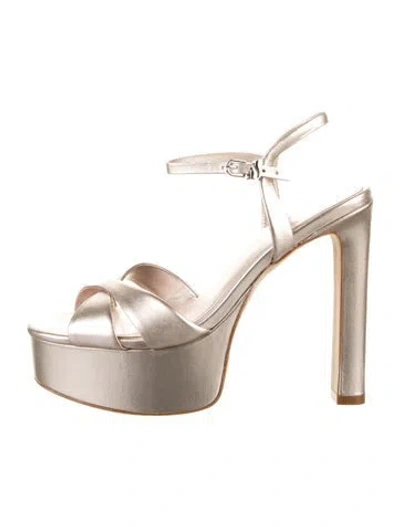 Pre-owned Larroude Leather Sandals In Gold