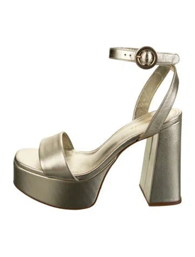 Pre-owned Larroude Leather Sandals In Gold/metallic