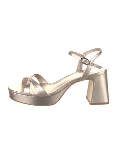Pre-owned Larroude Leather Sandals In Metallic/pink