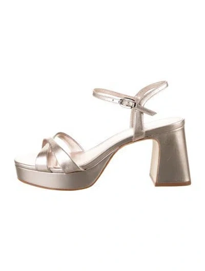 Pre-owned Larroude Leather Sandals In Metallic/pink