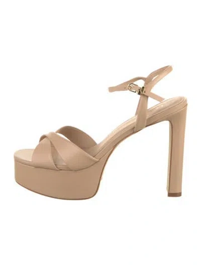 Pre-owned Larroude Leather Sandals In Neutrals