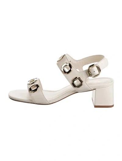 Pre-owned Larroude Leather Sandals In Neutrals