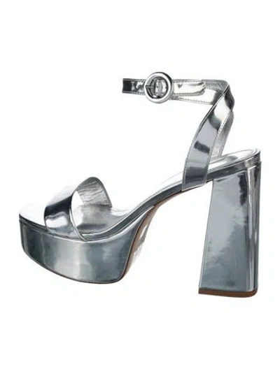 Pre-owned Larroude Leather Sandals In Silver