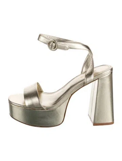 Pre-owned Larroude Leather Sandals In White