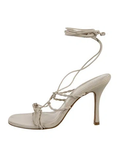 Pre-owned Larroude Leather Sandals In White