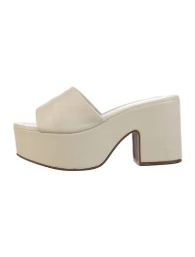 Pre-owned Larroude Leather Slides In Neutrals