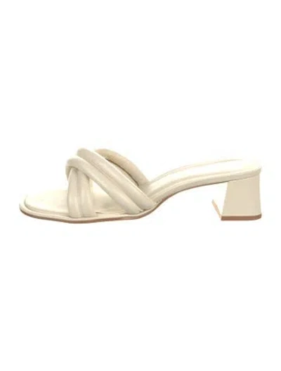 Pre-owned Larroude Leather Slides In White