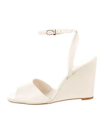 Pre-owned Larroude Leather Slingback Sandals In Neutral