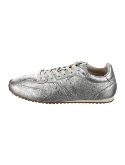 Pre-owned Larroude Leather Sneakers In Metallic/silver