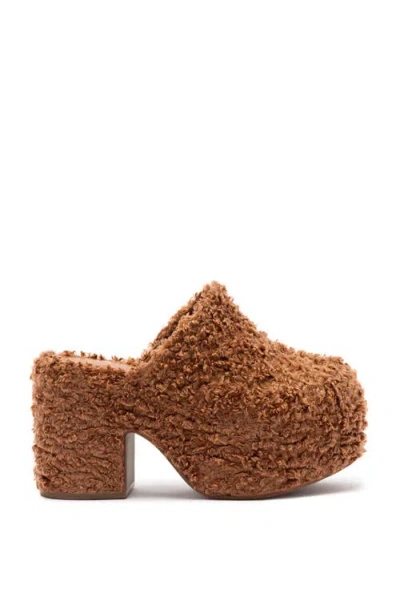Larroude Larroudé Miso Clog In Brown