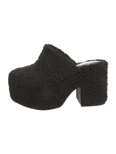 Pre-owned Larroude Mules In Black