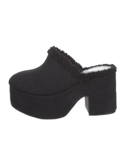 Pre-owned Larroude Mules In Black
