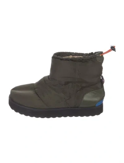 Pre-owned Larroude Nylon Snow Boots In Green