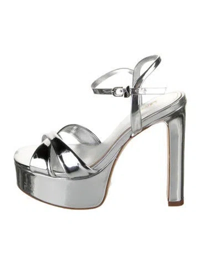 Pre-owned Larroude Patent Leather Cutout Accent Sandals In Silver