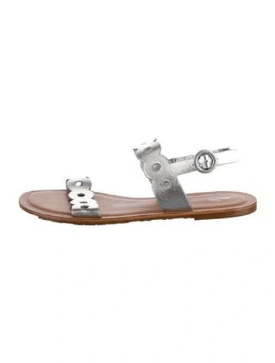 Pre-owned Larroude Patent Leather Lasercut Accents Sandals